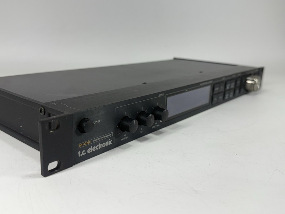 T.C. Electronic M-One Dual Effects Processor ~ TESTED / WORKING