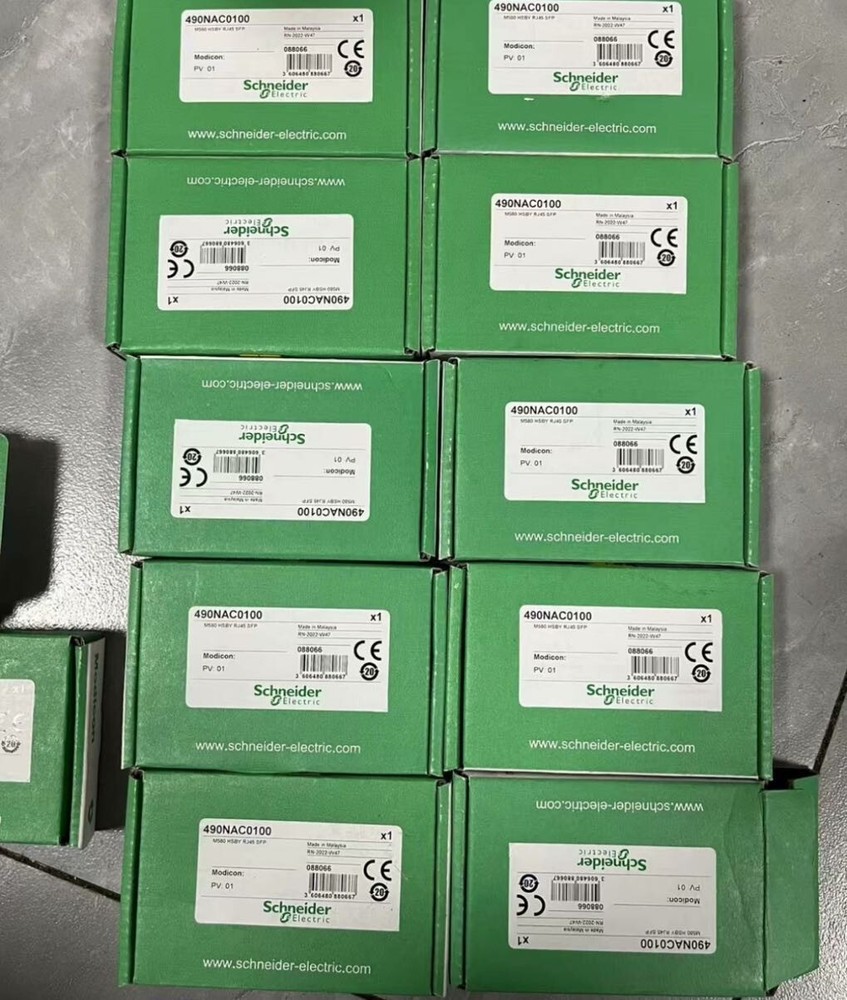 New Schneider 490NAC0100