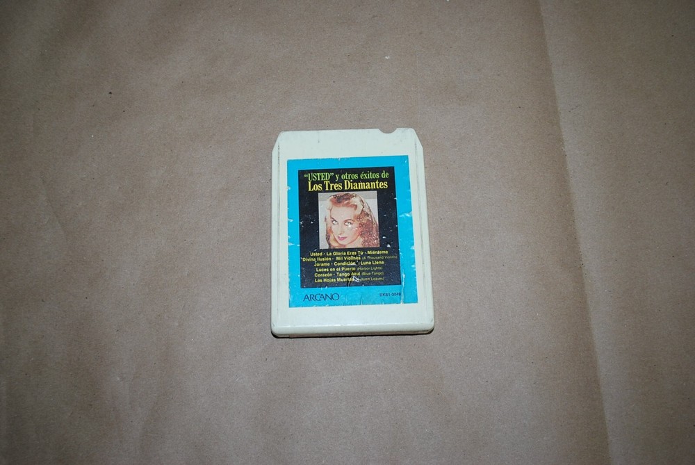 Lost Tres Diamantes Usted 8-Track Tape