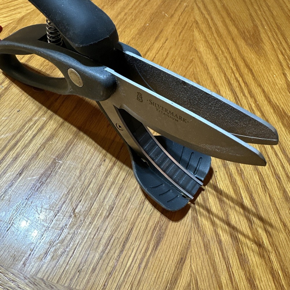 Silvermark Titanium Toss Chop Salad Chopper Kitchen Shears Scissors