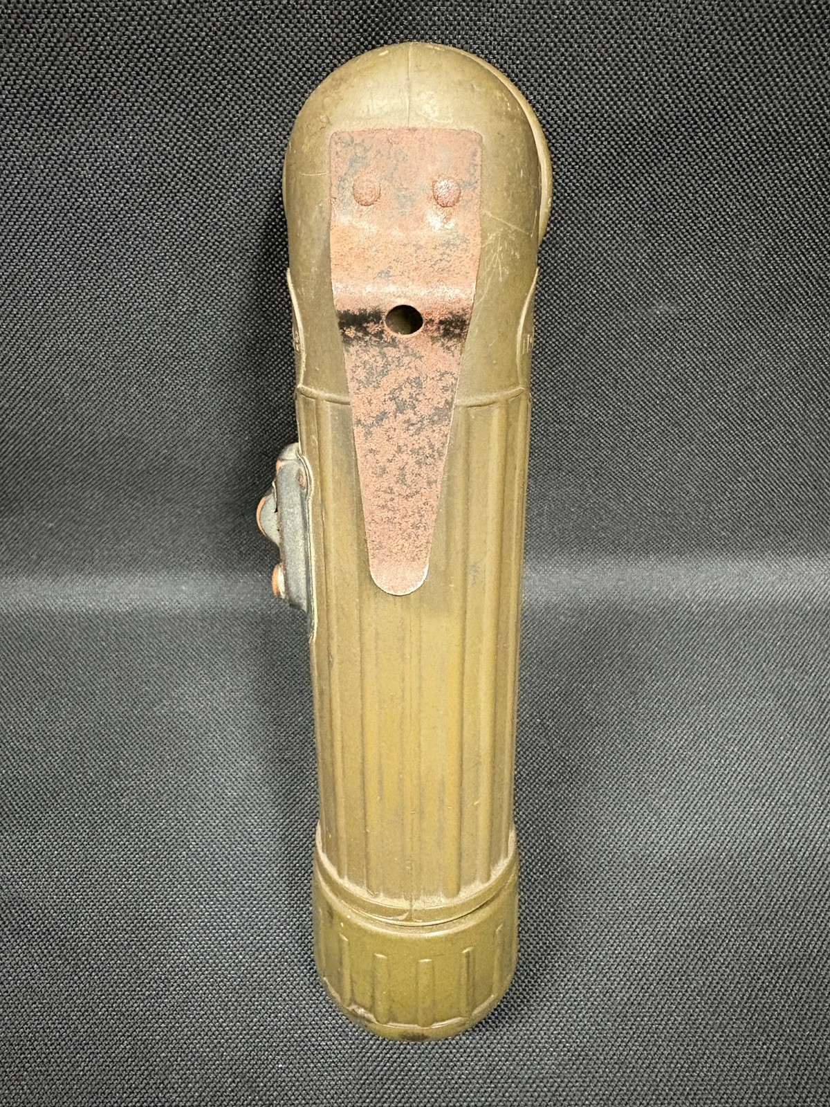 USGI WWII Era Bright Star Anglehead Flashlight Model TL-122-B (Unworking)