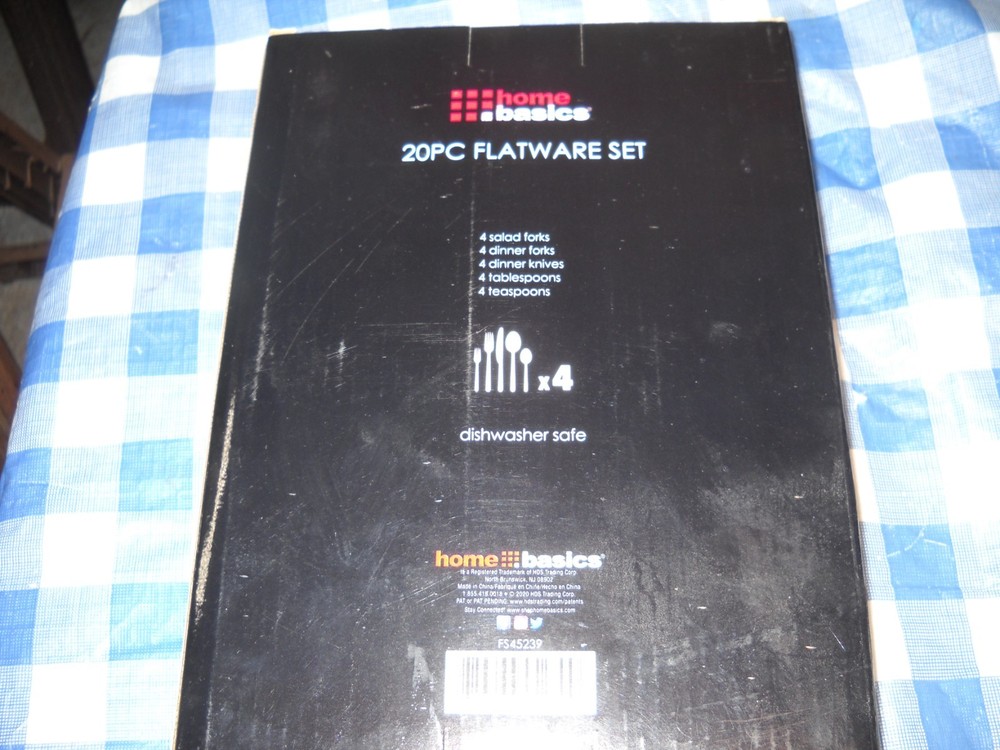 20 pc flatware set, Home Basic, New