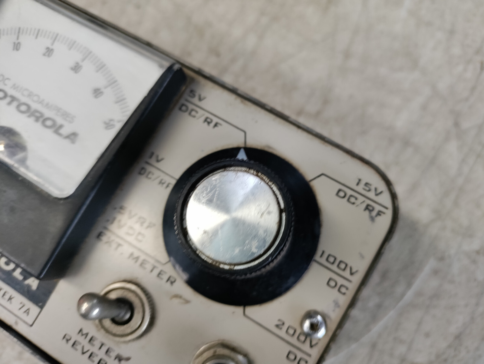 MOTOROLA TEK 7A DC/RF ALIGNMENT METER RADIO TEST UNIT