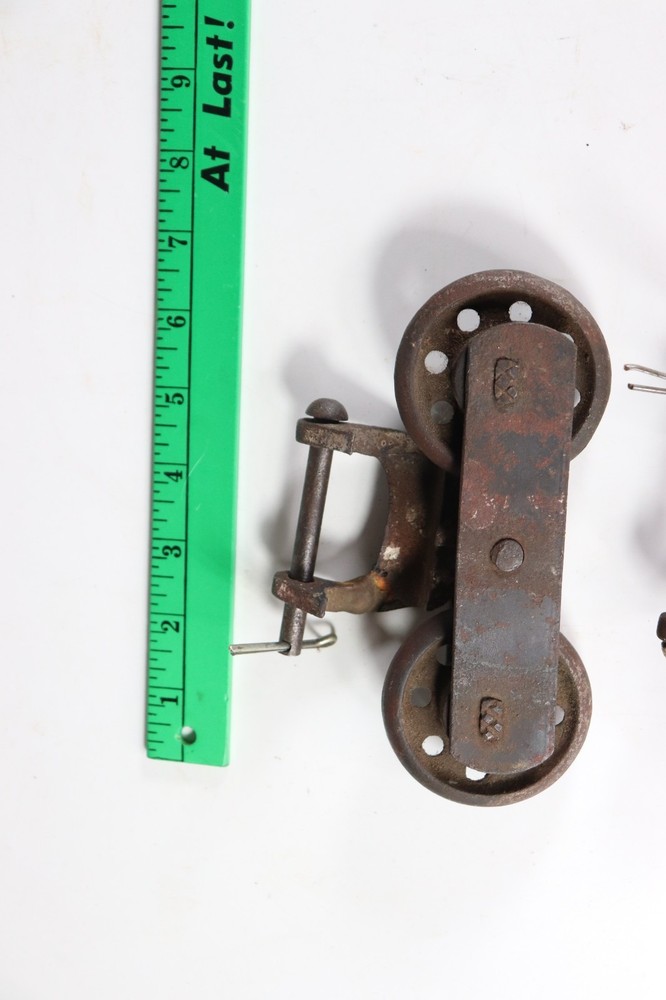 VTG Cast Iron Barn Door Rollers Slides Double Wheel 2pc (c2)
