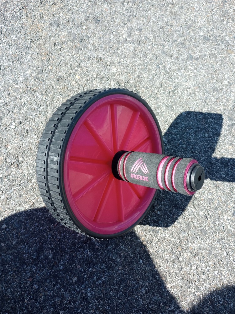 New Reebok Ab Roller Solid Core Medium Density Pink and black