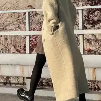 Maron Edition Custard Long BUC Coat