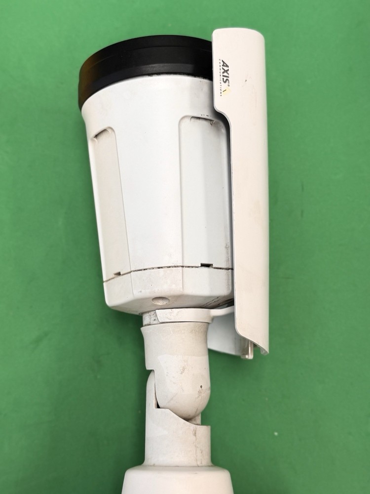 Axis P1428-E 0637-001 Bullet Network Security Camera #2