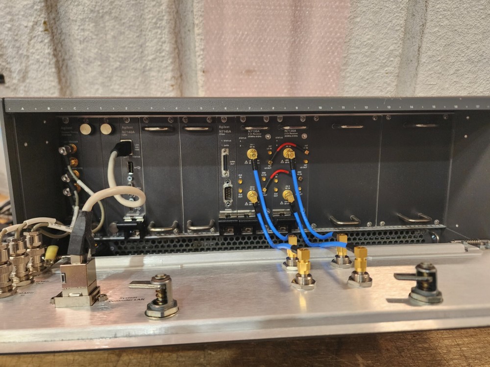 HP/Agilent N7100-18 PXI RF Processing System READ!