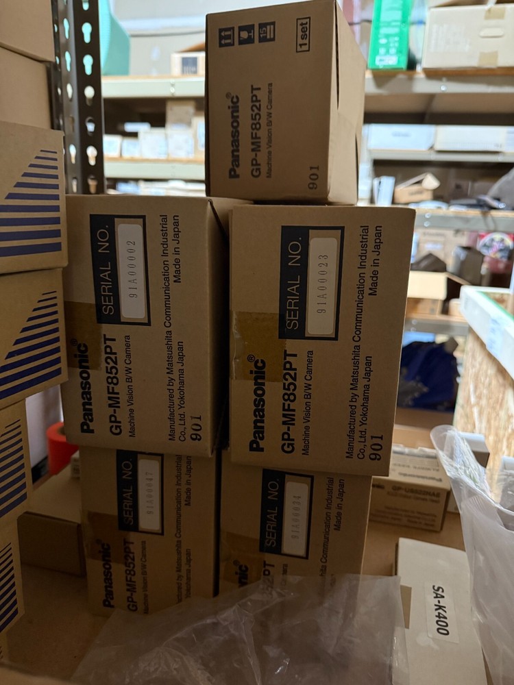 Panasonic GP-MF852PT CCD Camera