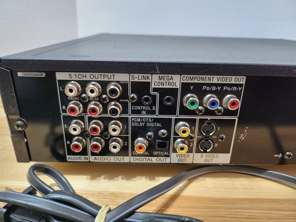 Sony CD/DVD PLAYER Model No. DVP-C670D