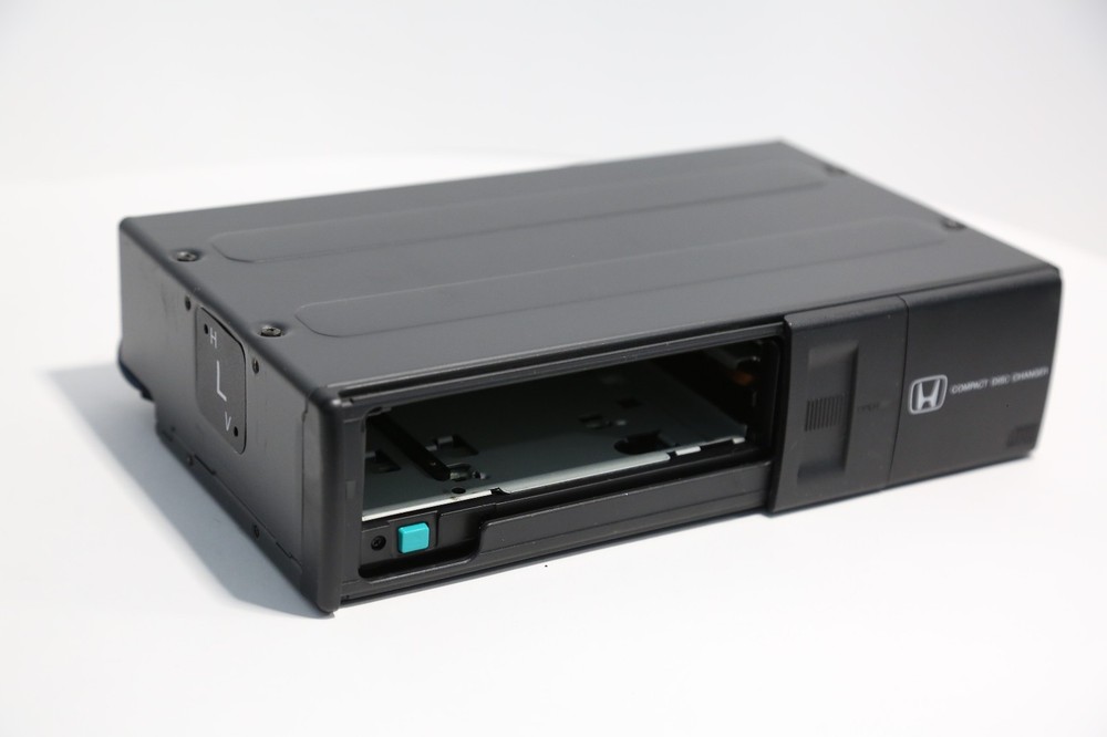 Honda OEM Cd Changer 08A06-181-520