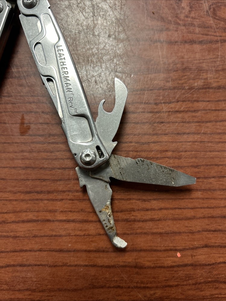 Leatherman Rev 3.8" Multi-Tool, Stainless