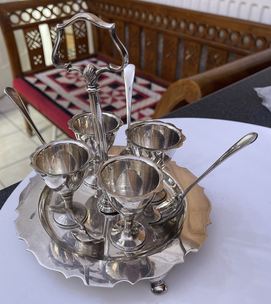 Walker & Hall Silver Plate Breakfast Egg Cup Set - Complete 9 Piece Set