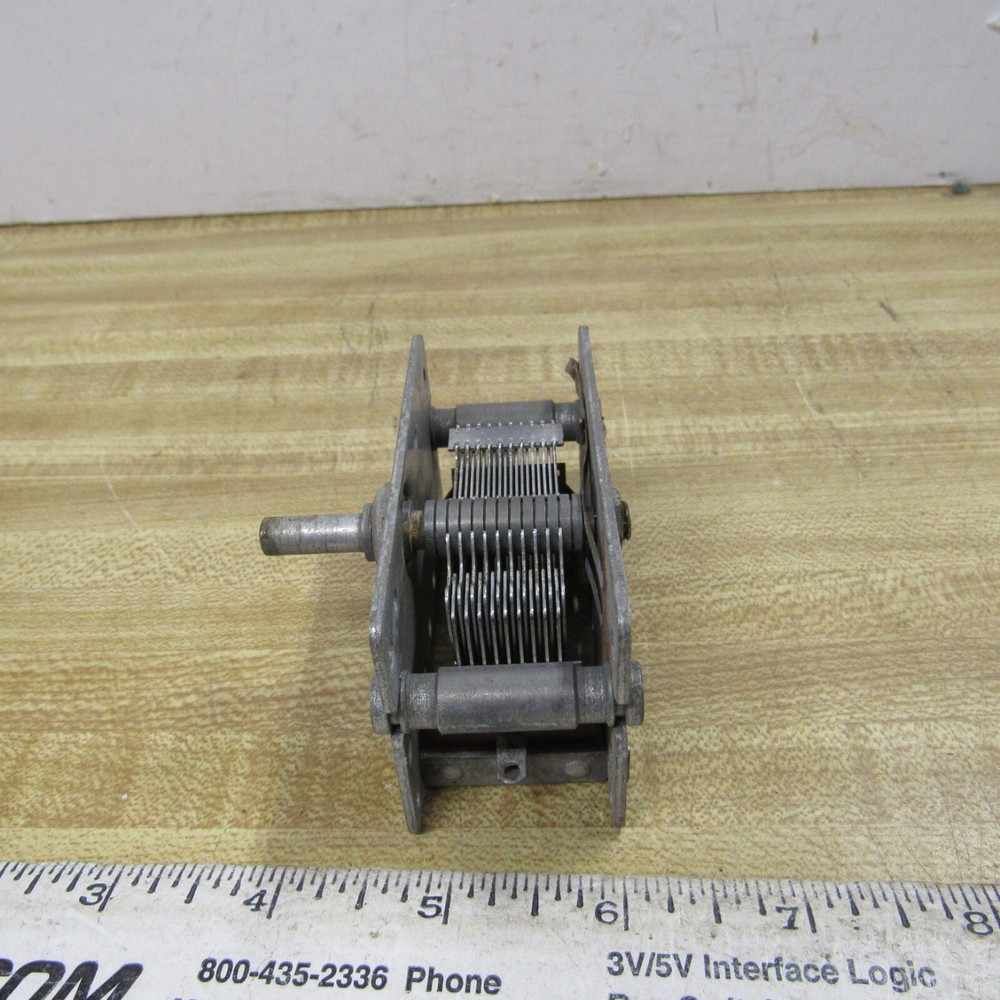 VARIABLE CAPACITOR 375 pF 11 to 374 pF