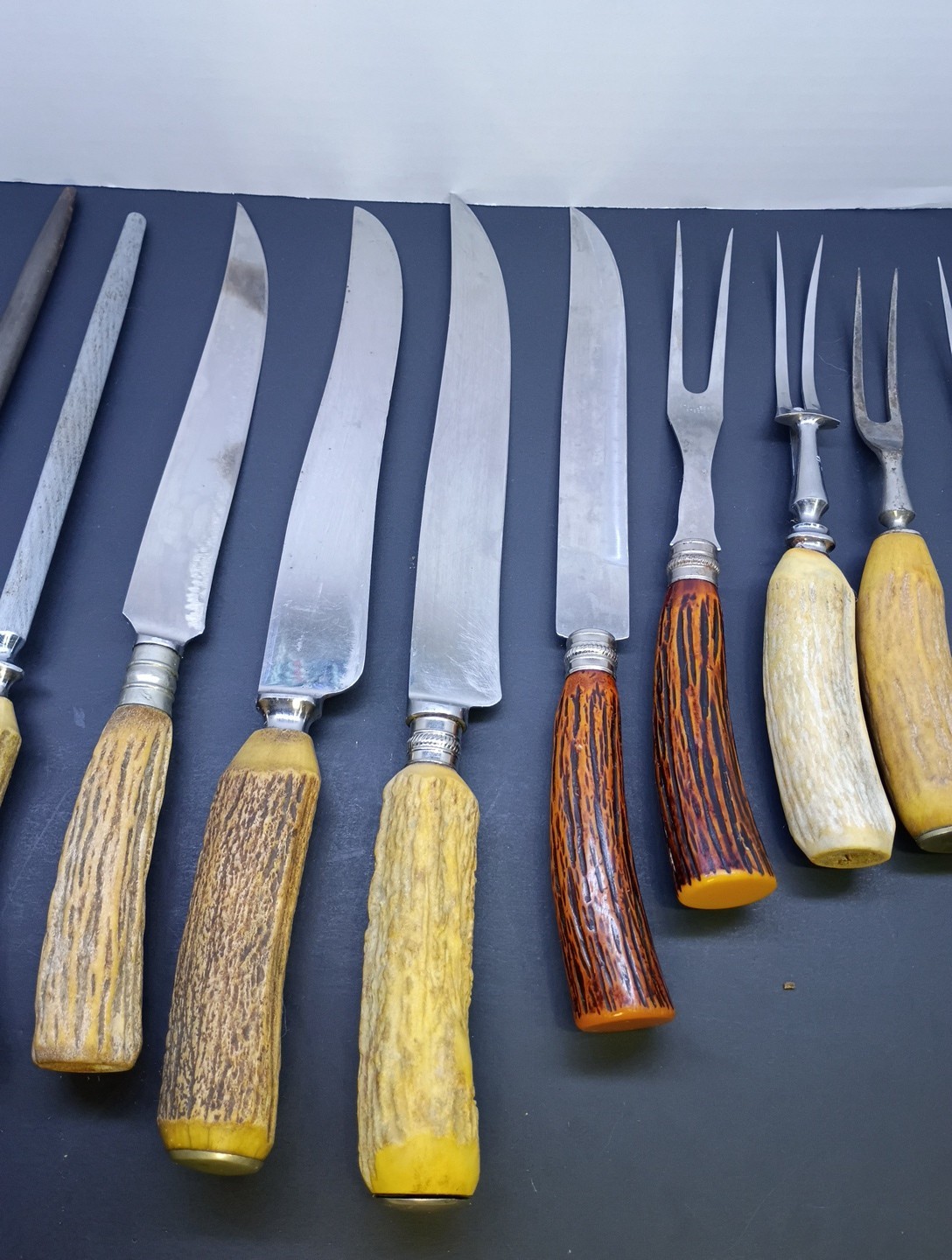 VINTAGE STAG HANDLE MIXED KITCHEN CARVING UTENSILS LOT