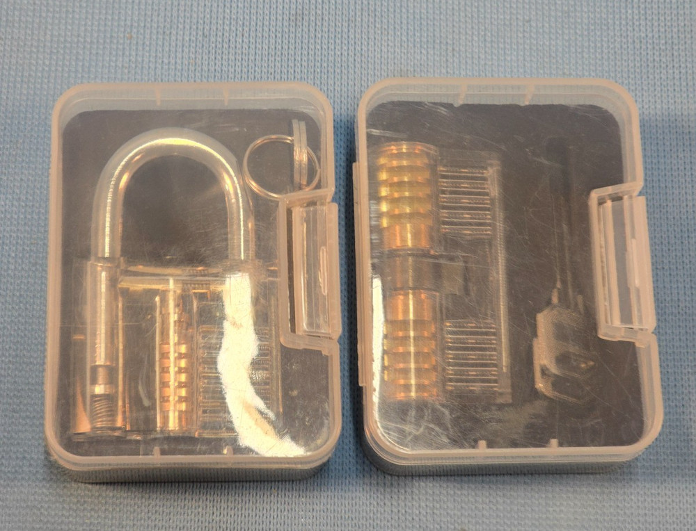 TRANSPARENT PRACTICE LOCKSMITHING LOCKS WITH KEYS