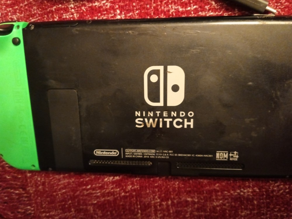 Nintendo Switch Bundle – 2 Joy-Con Sets + Zelda Controller + Accessories