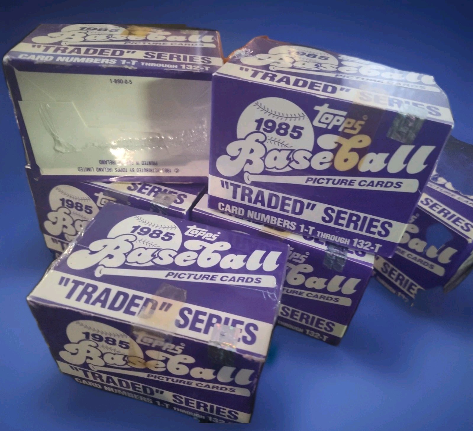 1985 Topps Traded Factory Set + HOLOGRAM +Custom Wrapped 132 Baseball Cards