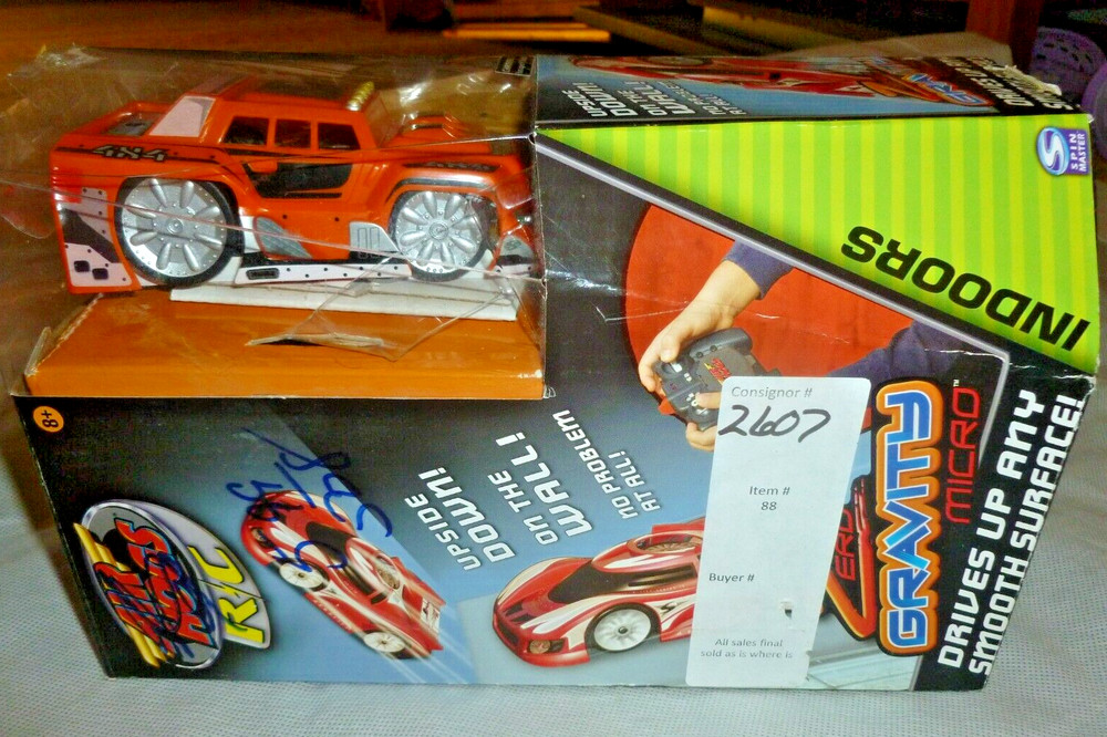 NEW AIR-HOGS ZERO GRAVITY MICRO RC CAR Orange