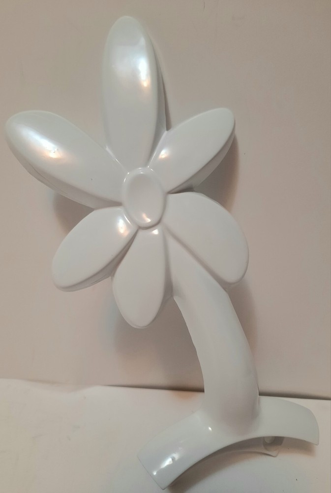Ceiling Fan Flower Daisy Blade Arm Bracket In White ~ Hampton Bay EUC
