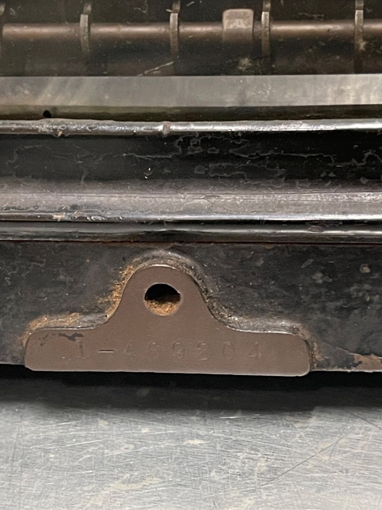 469204 ANTIQUE AMERICAN ADDING & LISTING MACHINE
