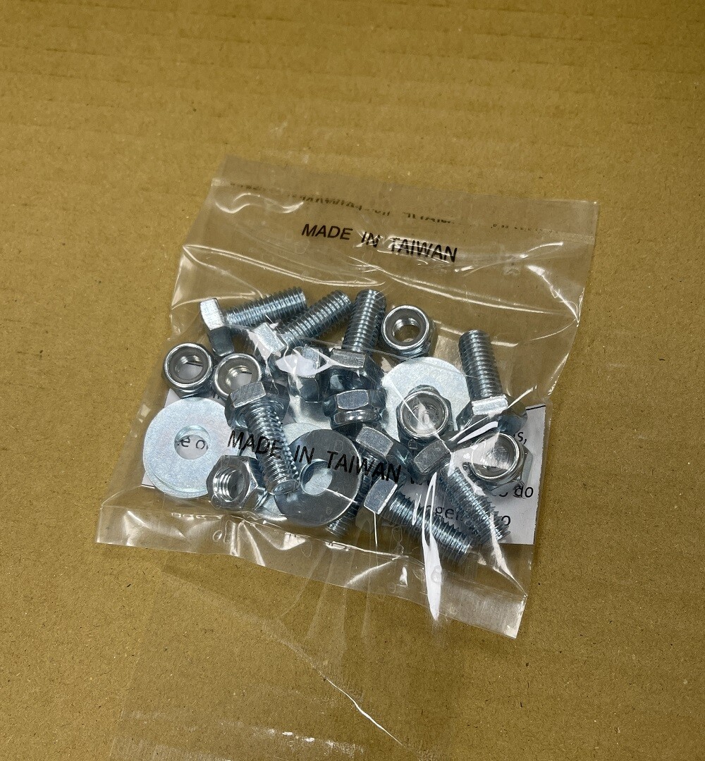 FOR 98-05 FORD RANGER XT CAB 4 DOOR HEAVY DUTY RACING SEAT BRACKET ADAPTER PAIR