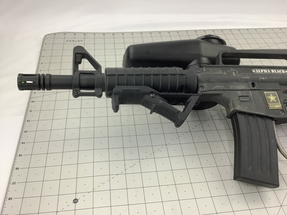 Tippmann Alpha black paintball marker with e trigger and cyclone feed untested