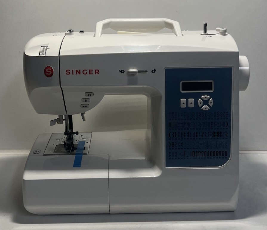 🧵 SINGER S900 Computerized Sewing Machine (Open Box)