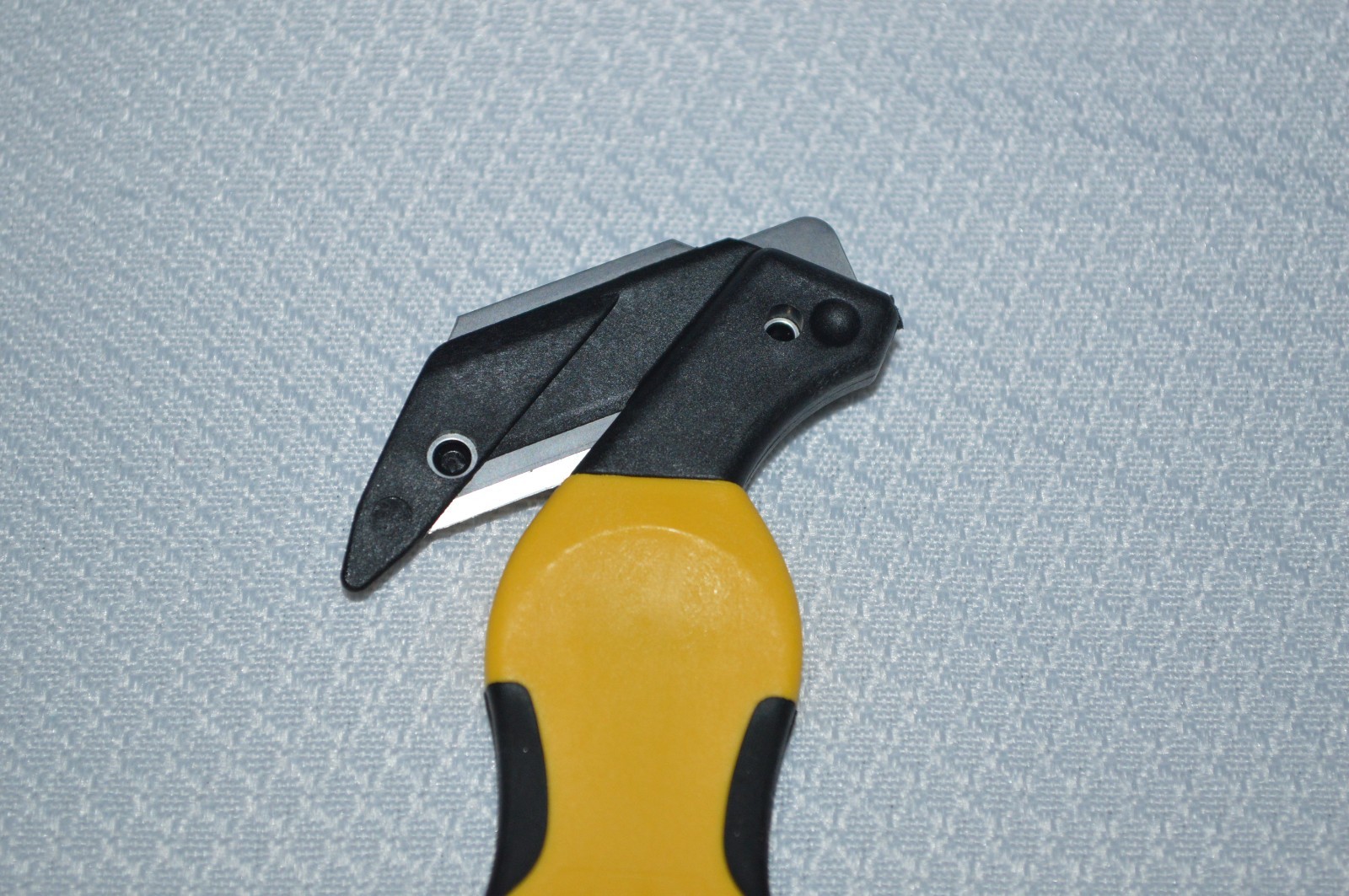 KLEVER CUTTER ~ X-CHANGE ~ SAFETY CUTTER ~ BOX CUTTER ~ REPLACEABLE BLADE ~ NEW