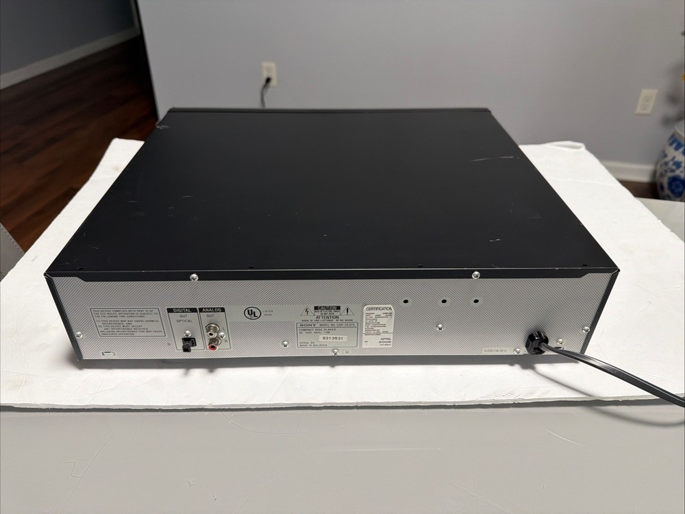 Sony 5-Disc CD Carousel Changer Exchange System CDP-CE375 Player with Remote