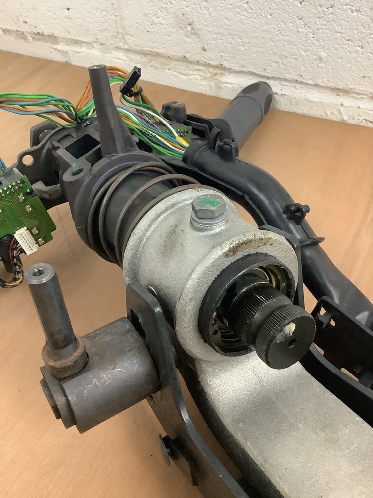 Iveco Eurocargo 75E16 Mk3 Steering Column Rack With Storks, Indicator, Wipers