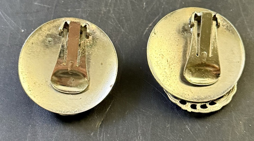 Gold Clip Earrings Tl2