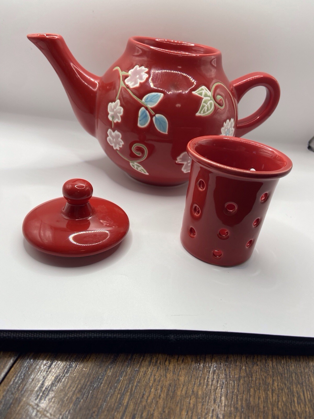 FSG Red Stoneware Floral Teapot With Strainer Pink Blue Green Flowers