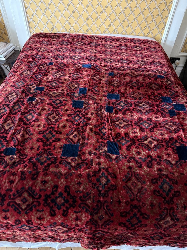 Antique Heavy Chenille /Patchwork Bedcover Quilt - King Size