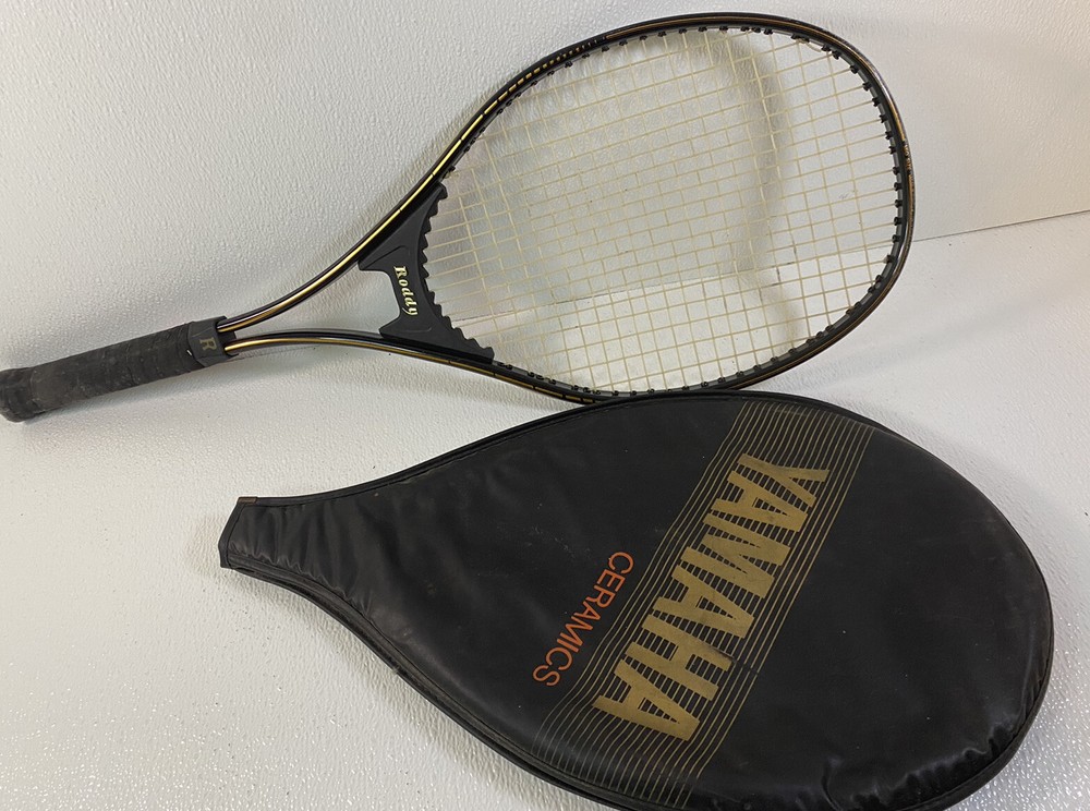 Roddy Midsize Tennis Racket