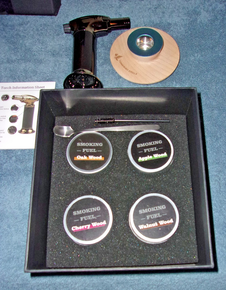 TOWERING EAGLE COCKTAIL SMOKER TORCH KIT NEW OPEN BOX