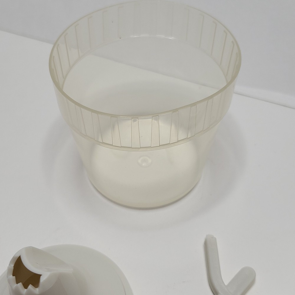 Pampered Chef 6 Easy Accent Decorator 1778 Decorating Tips & Storage Cap Replace