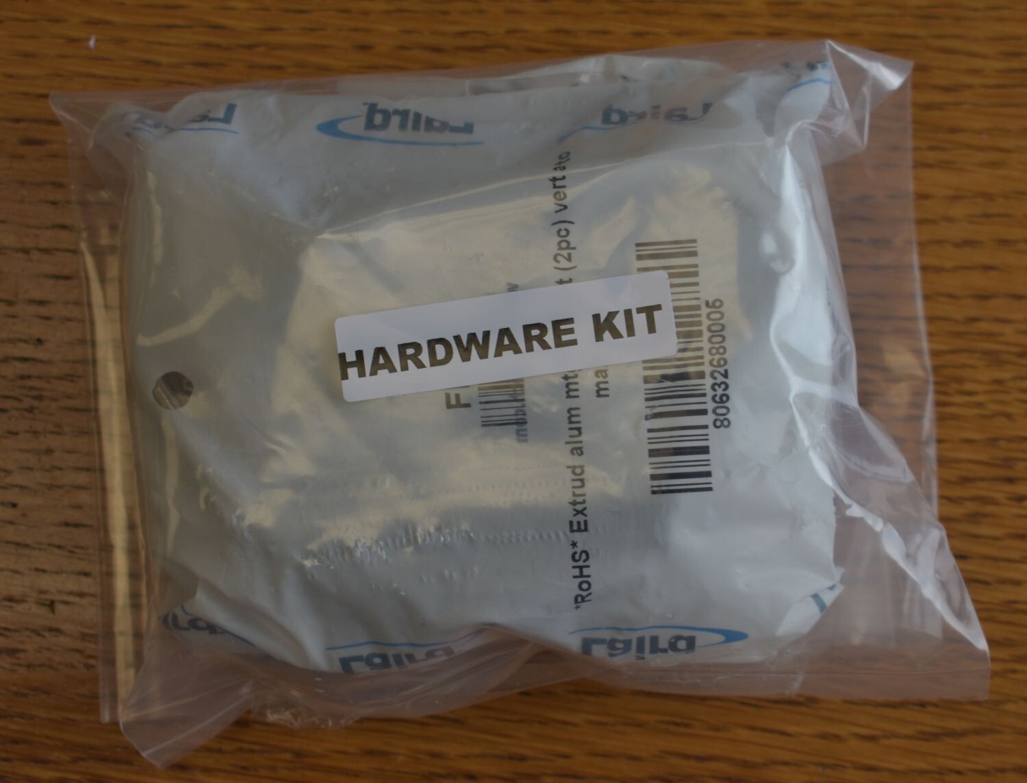 Laird FM2 - Fiberglass Antenna Mounting / Hardware Kit (2 pc)