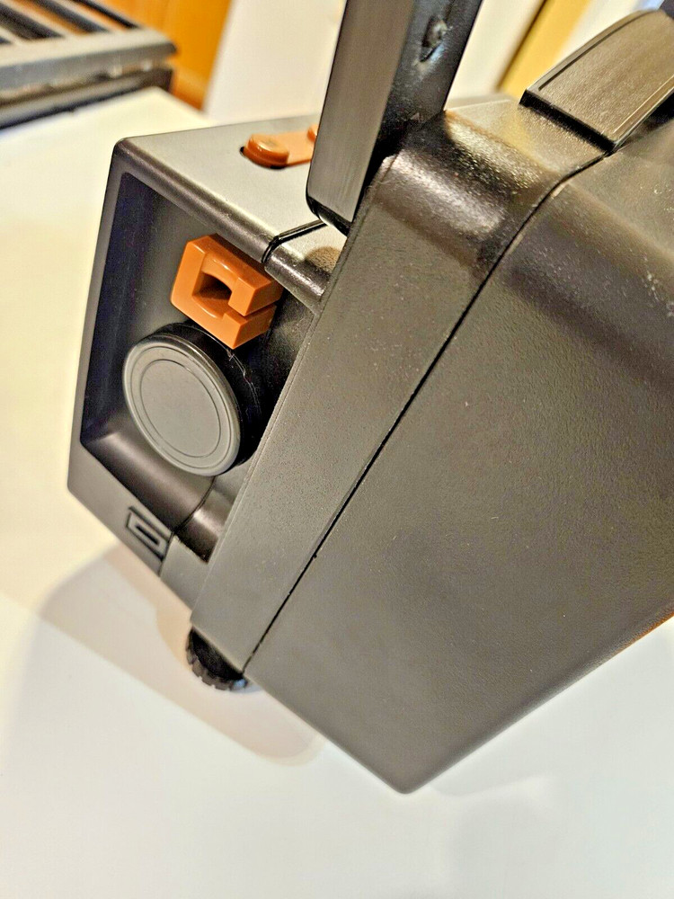 Bell & Howell 20XS - Multimotion Motion Picture Projector - Tested