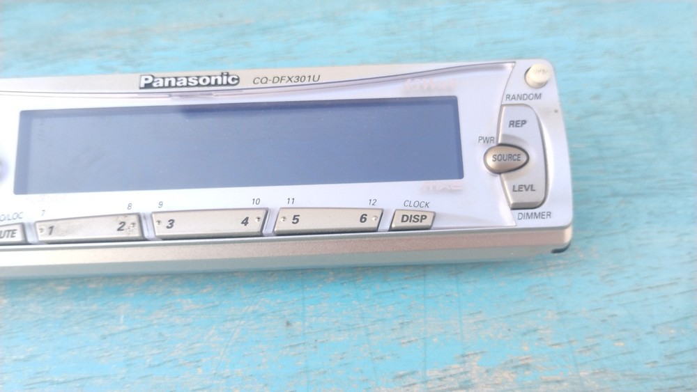 Panasonic CQ-DFX301U Detachable Face Only Untested