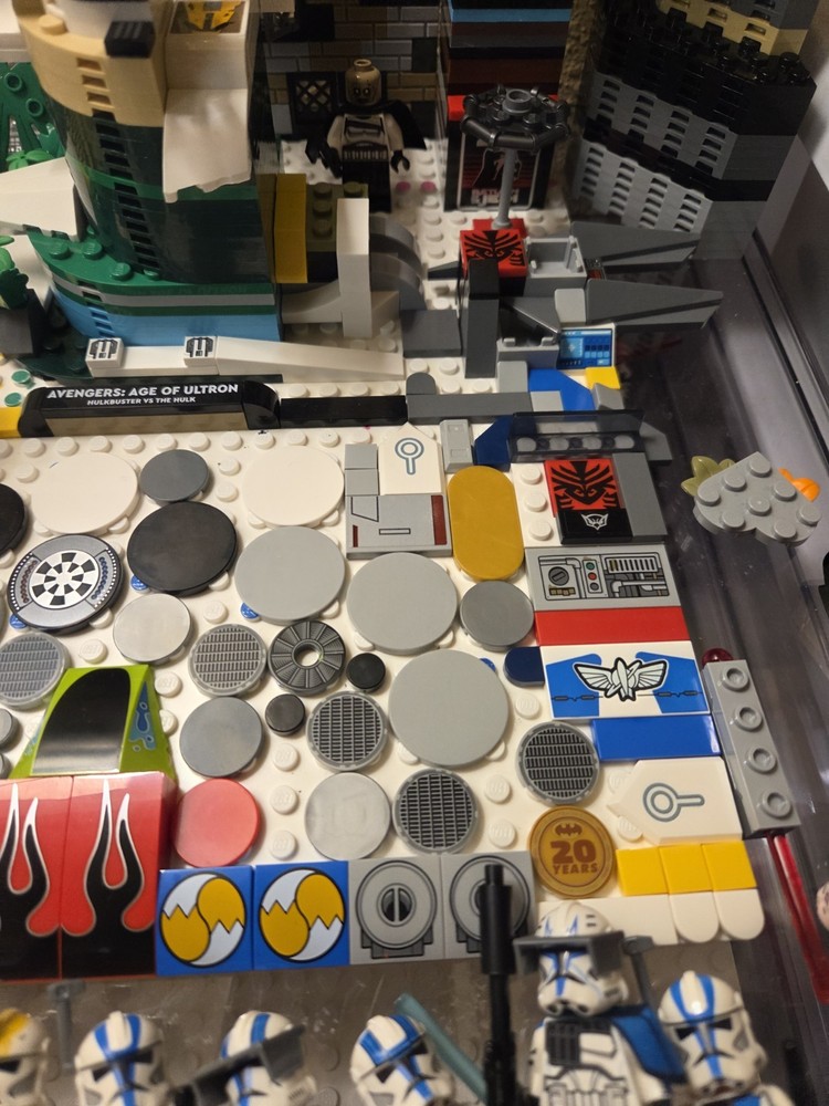 15+ lbs color/accessory sorted Lego Bulk lot