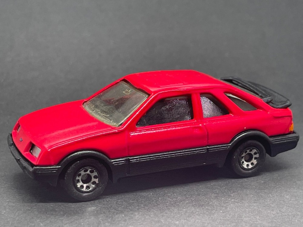 MATCHBOX 1983 FORD SIERRA - CUSTOM