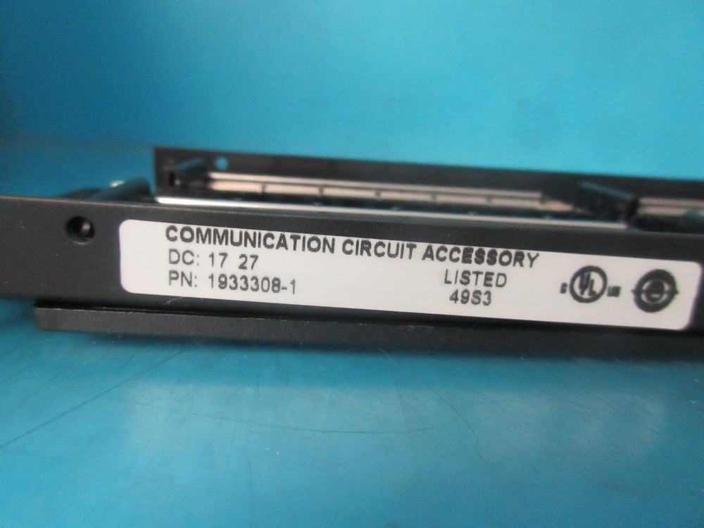 NEW COMMSCOPE 1933308-1 SL SERIES PATCH PANEL MULTIMEDIA 48-PORT FLAT FRONT