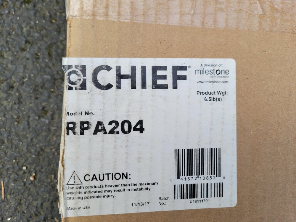 Chief Universal RPA Interface Projector Bracket RPA204 - New