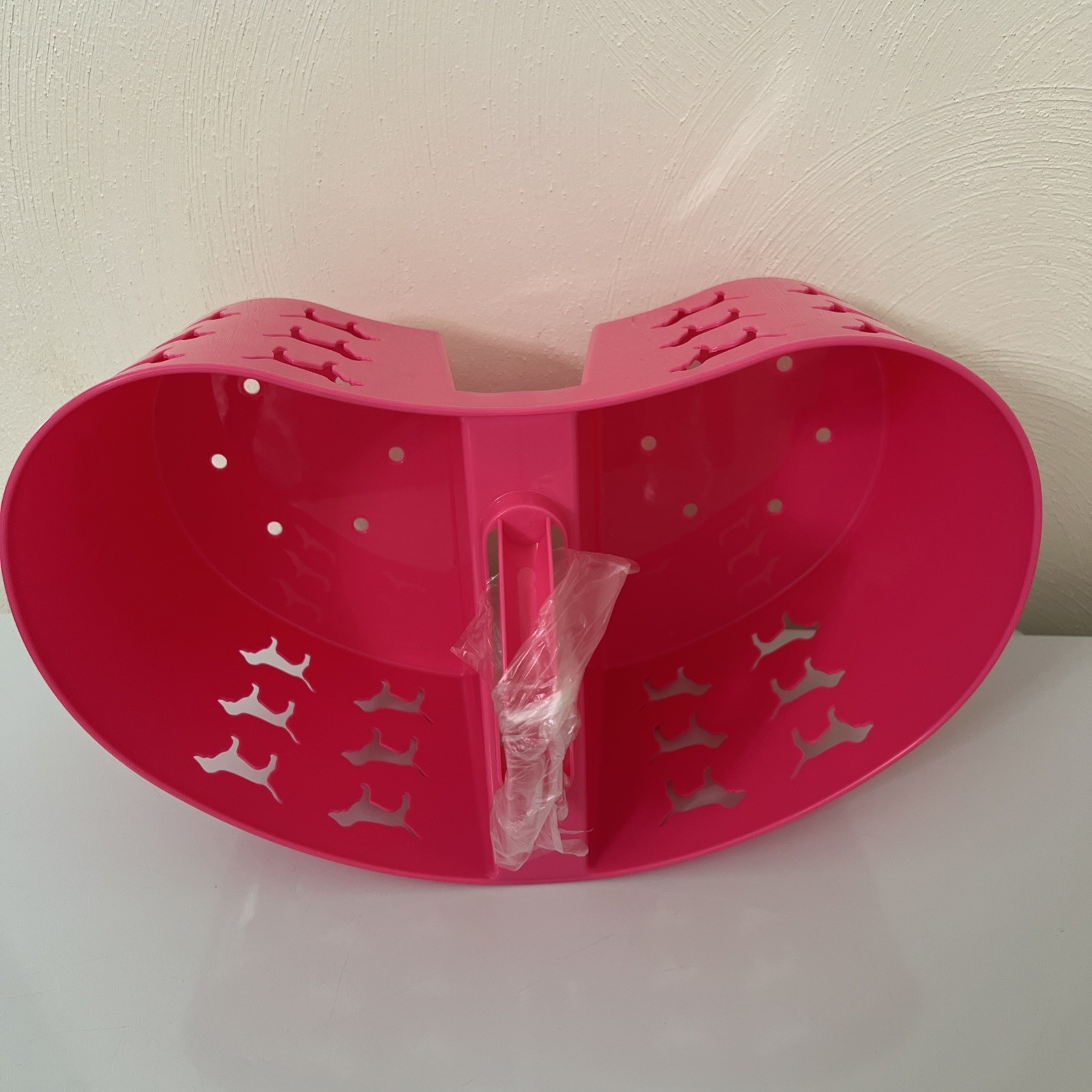 Victorias Secret Pink Dog Graphic Heart Shape SHOWER CADDIE organizer 16Lx6H