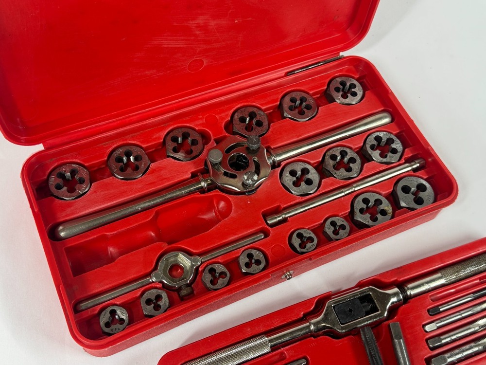 MAC Tools METRIC #8017TS 8017TS Tap & Die Threading SET Incomplete Cleaned