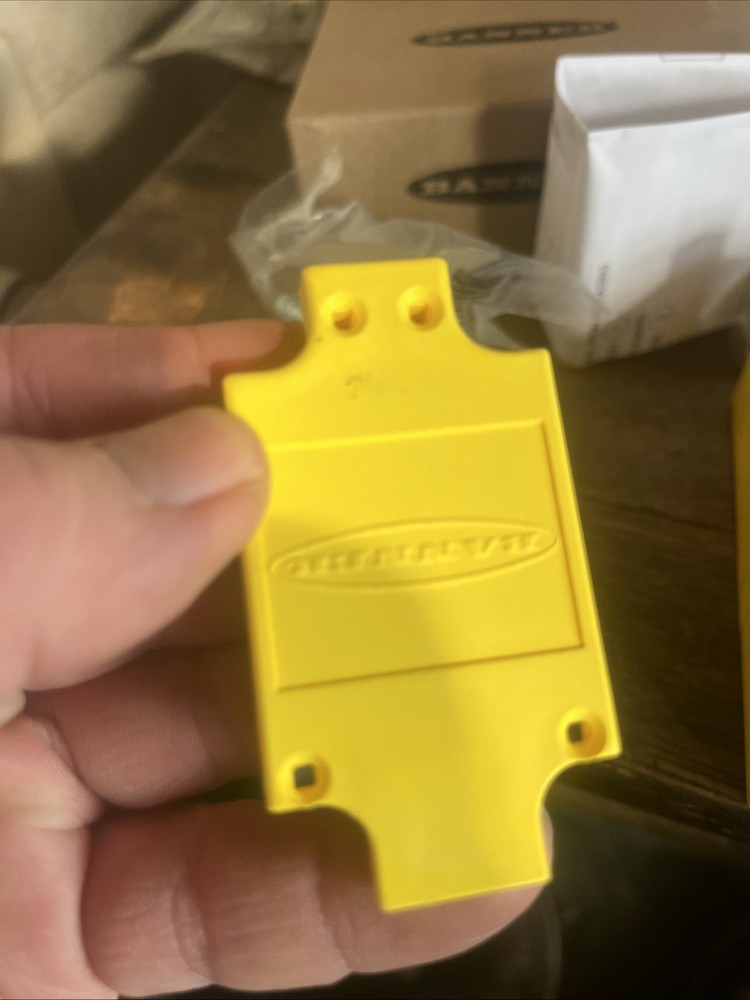 NOS Banner Engineering 17627 / SBF1 Scanner Block