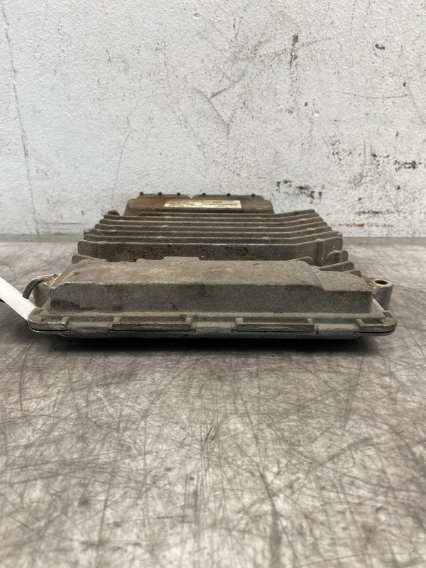 2016 Peterbilt 579 Aftertreatment Control Module 1869261 (680-10402)