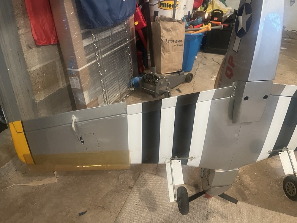 Hanger9 P51 Mustang