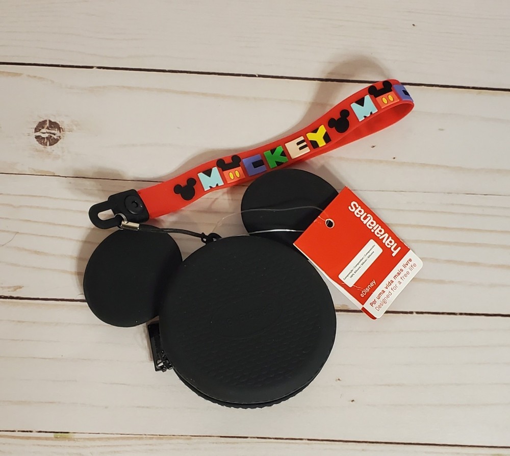 Havaianas Earphone Case Disney Classics *NWT*